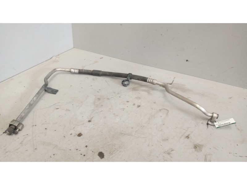 Recambio de tubos aire acondicionado para iveco sunrise referencia OEM IAM 5801595254  