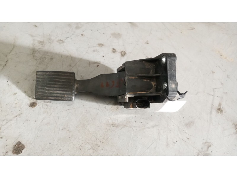 Recambio de pedal acelerador para mercedes-benz oc 500 le-1830h referencia OEM IAM A0003000204  