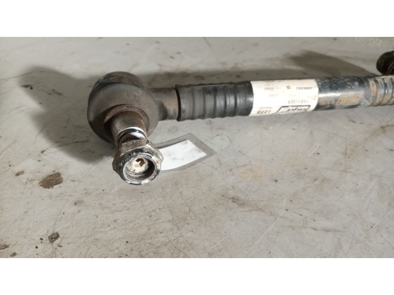 Recambio de barra estabilizadora trasera para volvo fh 12 2002  12.1 diesel (d12d460) referencia OEM IAM 20443062  