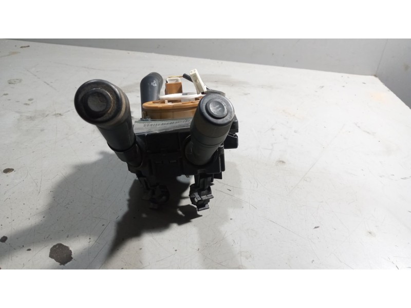 Recambio de mando intermitentes para iveco sunrise referencia OEM IAM 5801464983  mando limpia