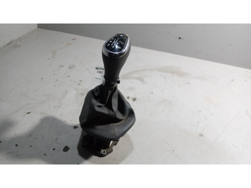 Recambio de palanca cambio para iveco sunrise referencia OEM IAM 5801759271  