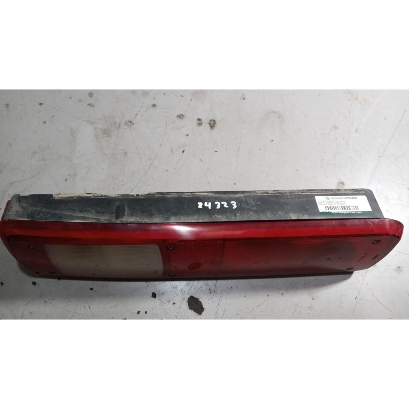 Recambio de piloto trasero izquierdo para renault magnum ab 2005 12.8 diesel referencia OEM IAM   piloto universal camion