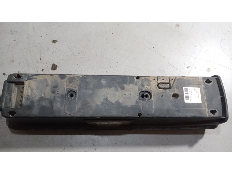 Recambio de piloto trasero izquierdo para renault magnum ab 2005 12.8 diesel referencia OEM IAM   piloto universal camion