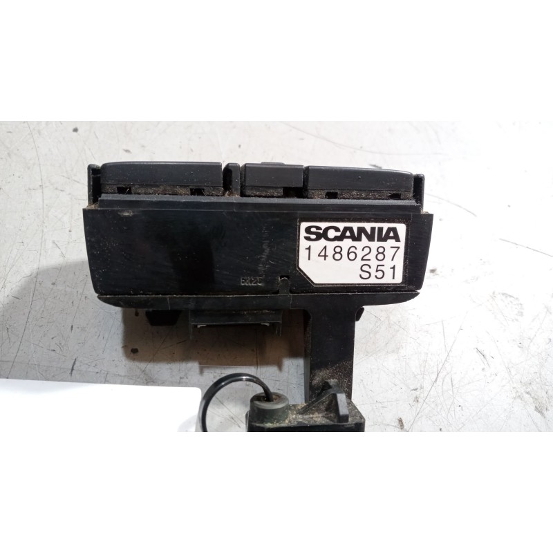 Recambio de mando volante para scania serie p/g/r (c-clase) 11.7 diesel referencia OEM IAM 1486287  