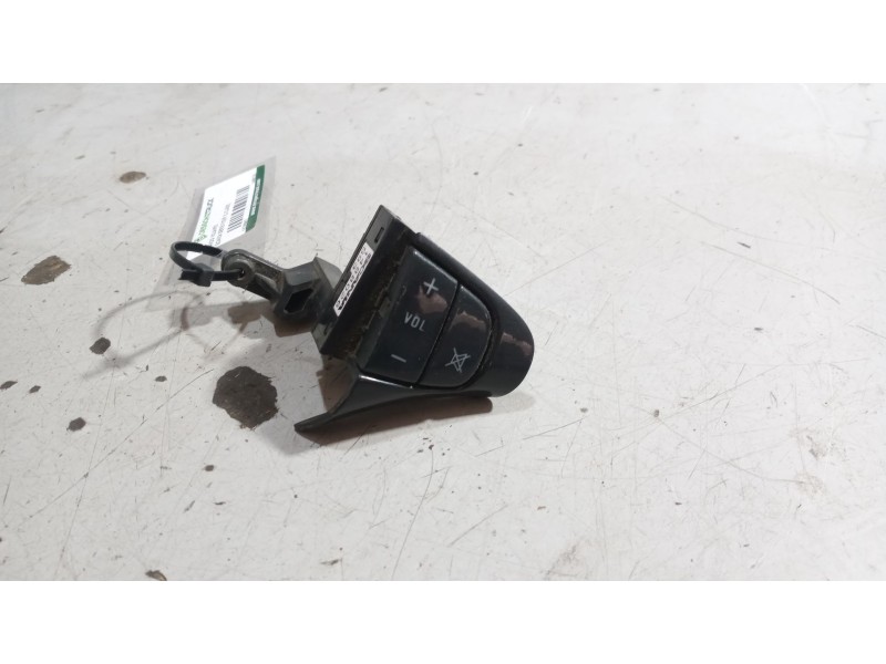 Recambio de mando volante para scania serie p/g/r (c-clase) 11.7 diesel referencia OEM IAM 1488026  