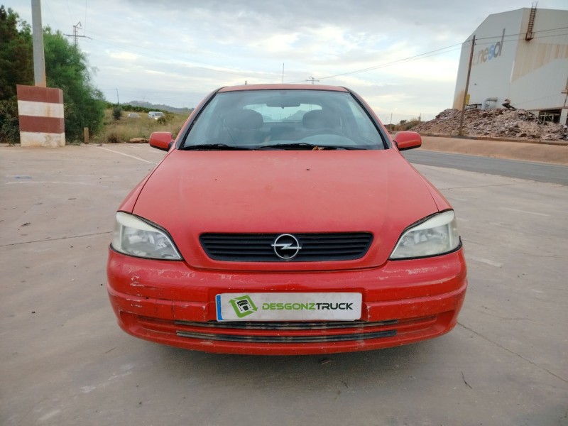 opel astra g berlina del año 2002