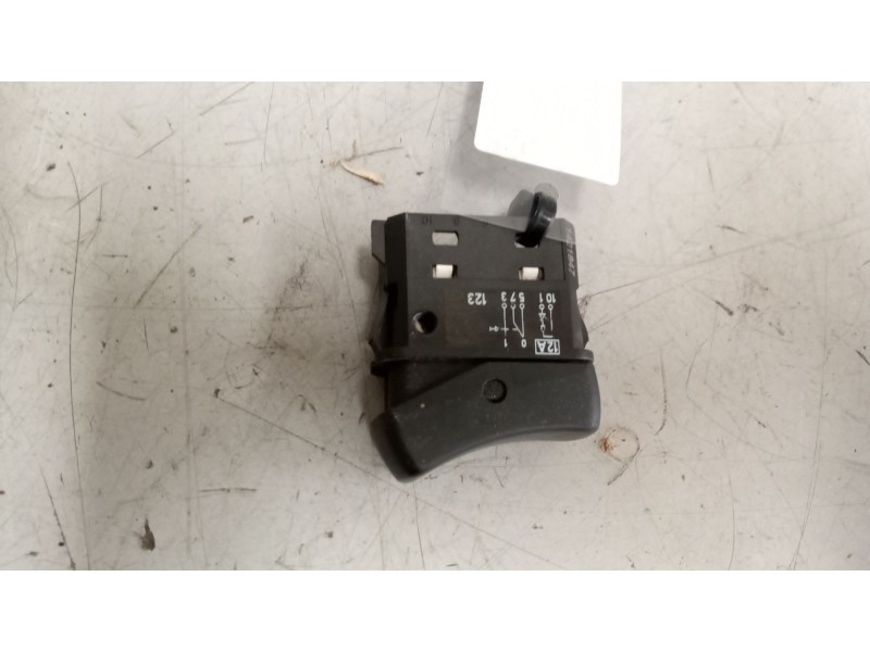 Recambio de interruptor para scania serie p/g/r (c-clase) 11.7 diesel referencia OEM IAM 1421847  