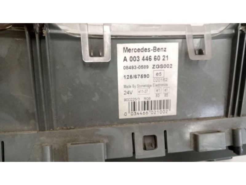 Recambio de cuadro instrumentos para mercedes-benz oc 500 rf 2542 referencia OEM IAM a0034466021  