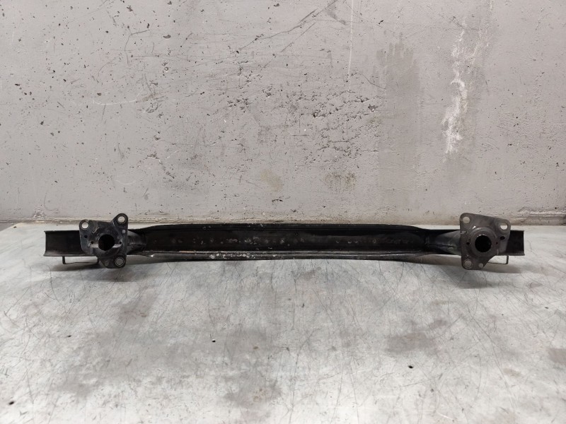 Recambio de refuerzo paragolpes delantero para volkswagen passat berlina (3b2) comfortline referencia OEM IAM   