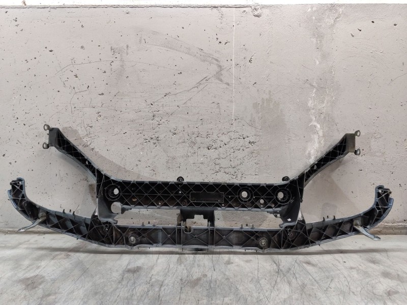 Recambio de panel frontal para ford focus berlina (cak) ambiente referencia OEM IAM 2M518B041CD  