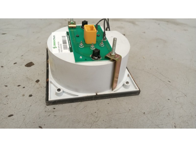 Recambio de cuadro instrumentos para iveco eurocargo 3.9 diesel referencia OEM IAM 98474450  CUENTA REVOLUCIONES