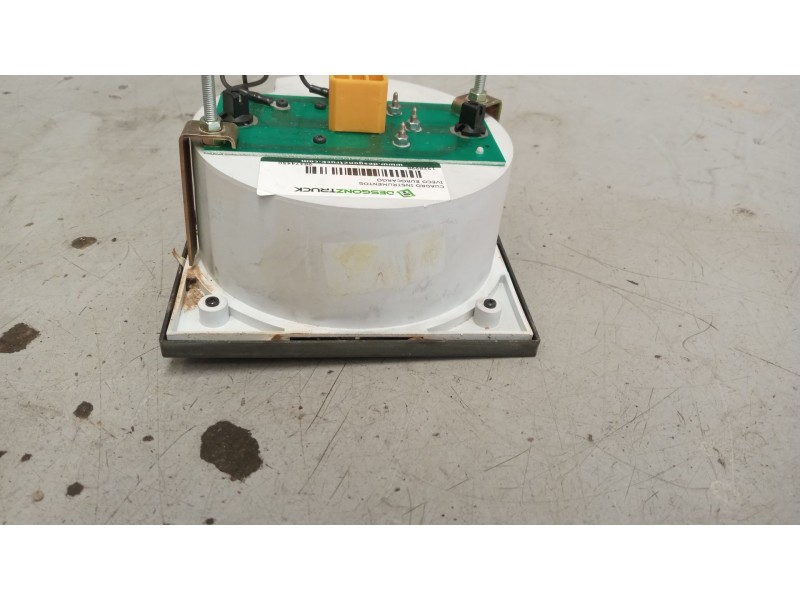 Recambio de cuadro instrumentos para iveco eurocargo 3.9 diesel referencia OEM IAM 98474450  CUENTA REVOLUCIONES