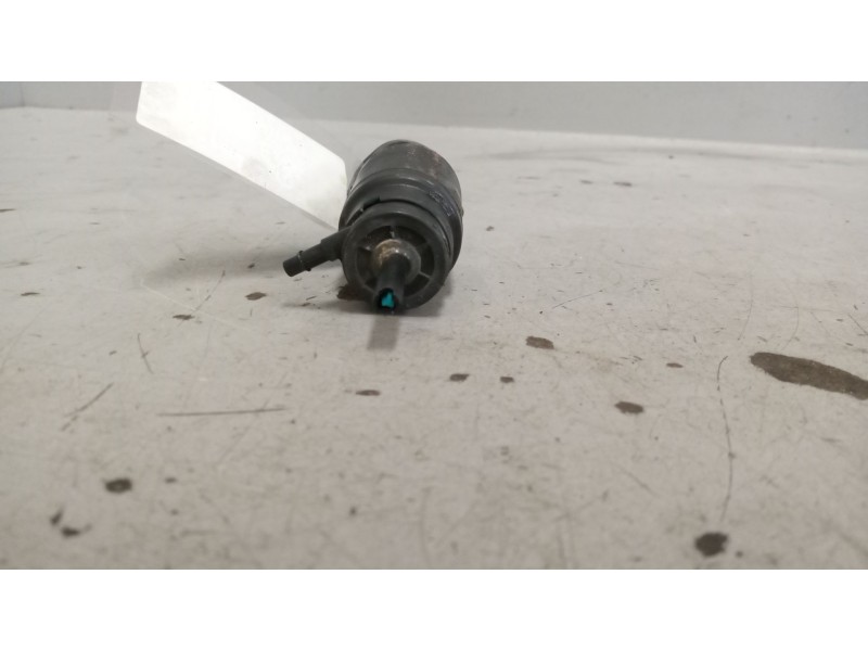 Recambio de bomba limpia para iveco eurocargo 3.9 diesel referencia OEM IAM 500304249  