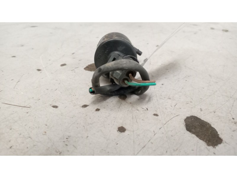 Recambio de bomba limpia para iveco eurocargo 3.9 diesel referencia OEM IAM 500304249  