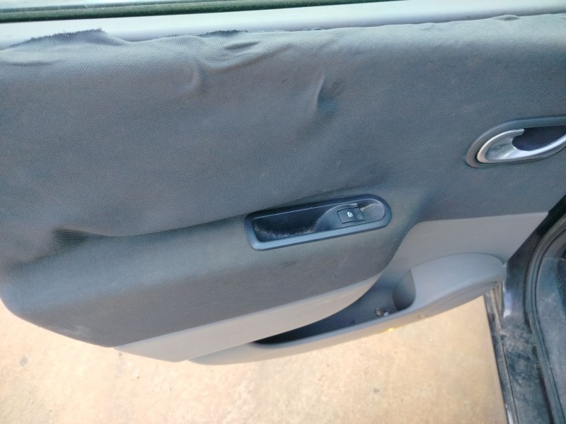 renault scenic ii del año 2006