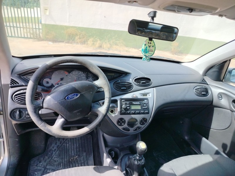ford focus berlina (cak) del año 2002