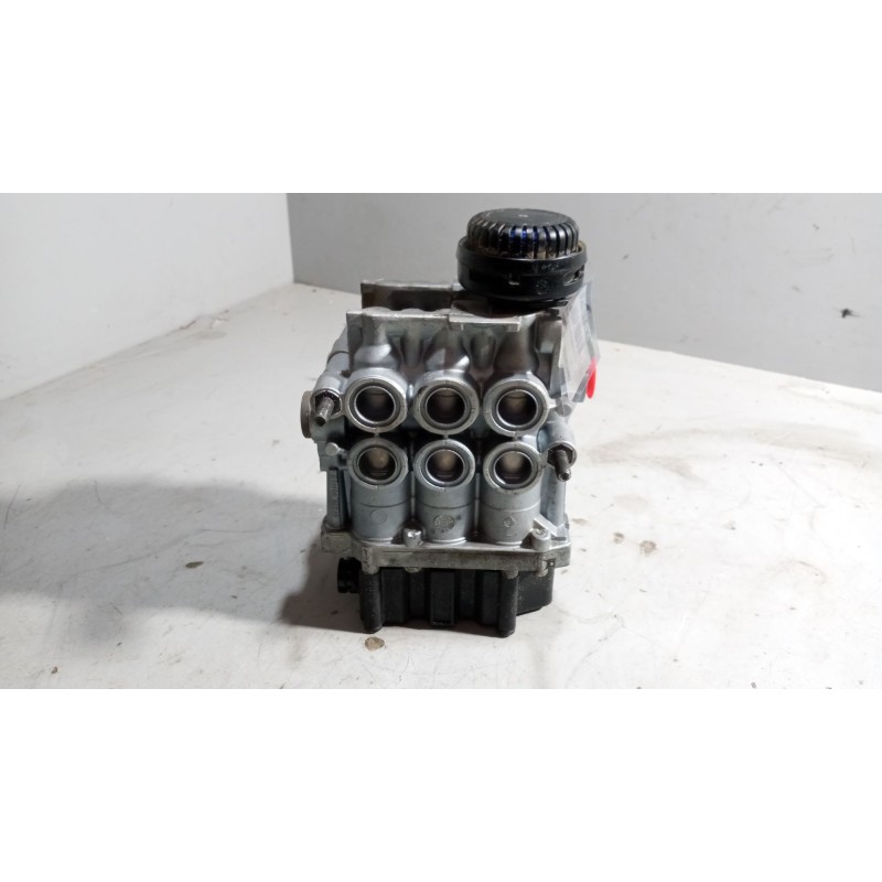 Recambio de valvula aire para renault hr xxx.18/26 premium 01  11.1 diesel referencia OEM IAM 4729051160  