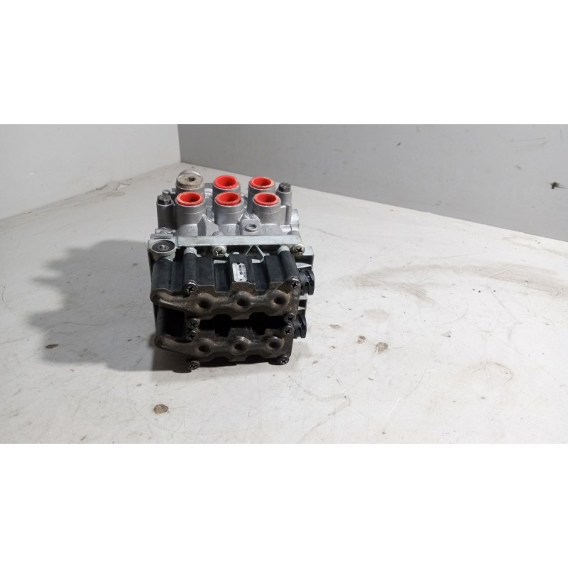 Recambio de valvula aire para renault hr xxx.18/26 premium 01  11.1 diesel referencia OEM IAM 4729051160  