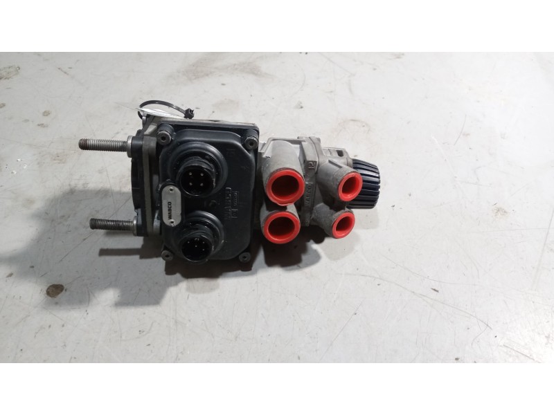 Recambio de valvula aire para daf serie xf105.xxx 12.9 diesel referencia OEM IAM 1677510  480030040