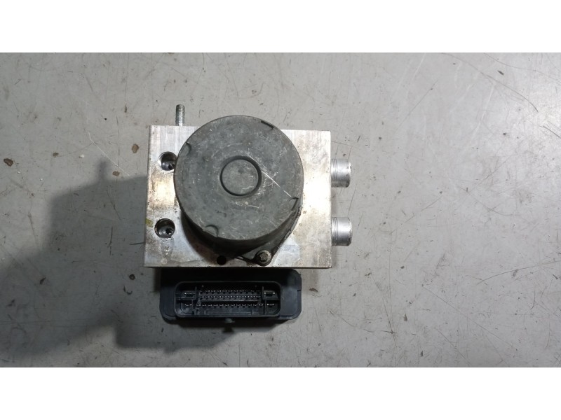 Recambio de abs para iveco sunrise referencia OEM IAM 5801815709  02651243259