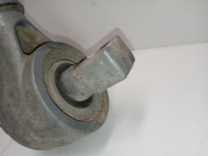 Recambio de uve eje trasero para mercedes trucks econic referencia OEM IAM A9423501005  A9423501505