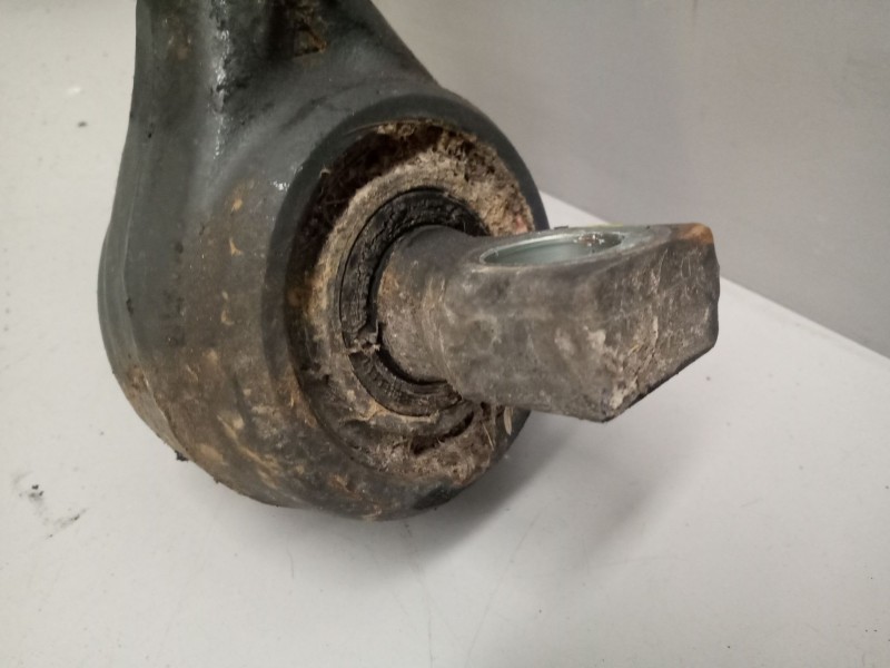 Recambio de uve eje trasero para mercedes trucks econic referencia OEM IAM A9423501005  A9423501505