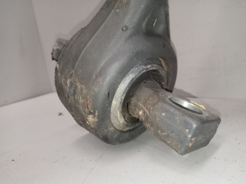 Recambio de uve eje trasero para mercedes trucks econic referencia OEM IAM A9423501005  A9423501505