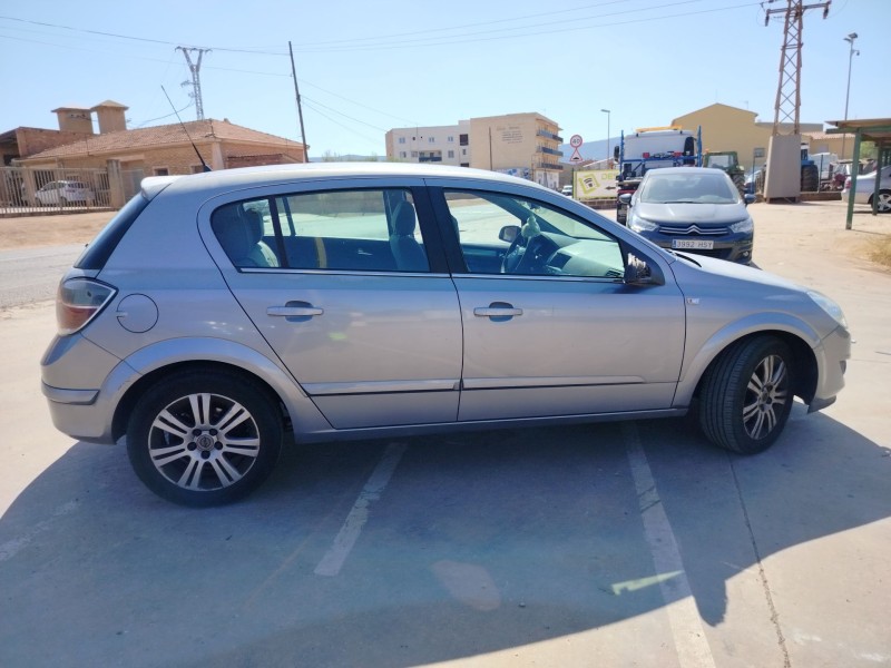 opel astra h ber. del año 2009