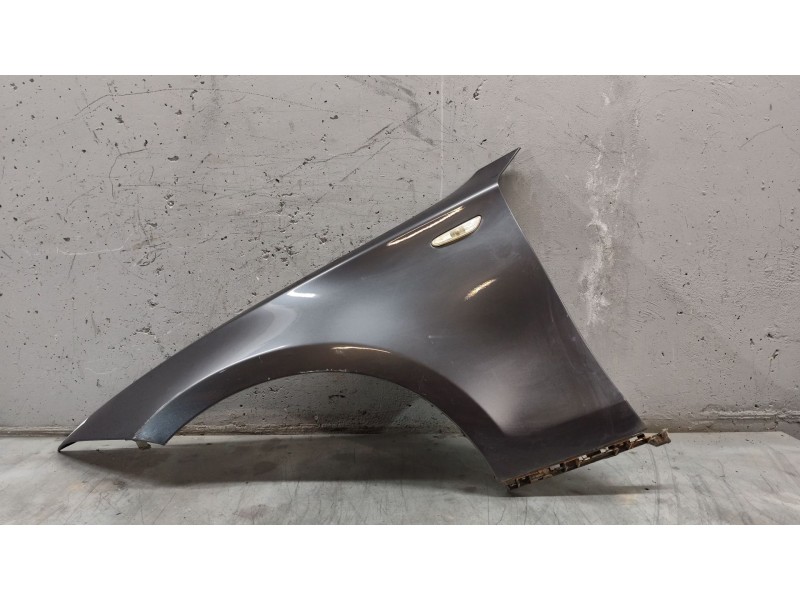 Recambio de aleta delantera izquierda para bmw serie 1 berlina (e81/e87) 120d referencia OEM IAM   