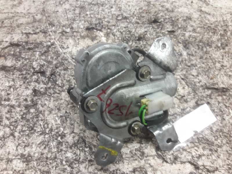 Recambio de motor limpia trasero para nissan terrano/terrano.ii (r20) 2.7 turbodiesel referencia OEM IAM   