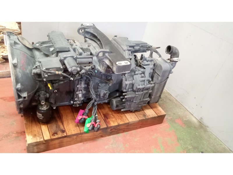 Recambio de caja cambios para man tgx 18.xxx referencia OEM IAM 81320046417  1503292