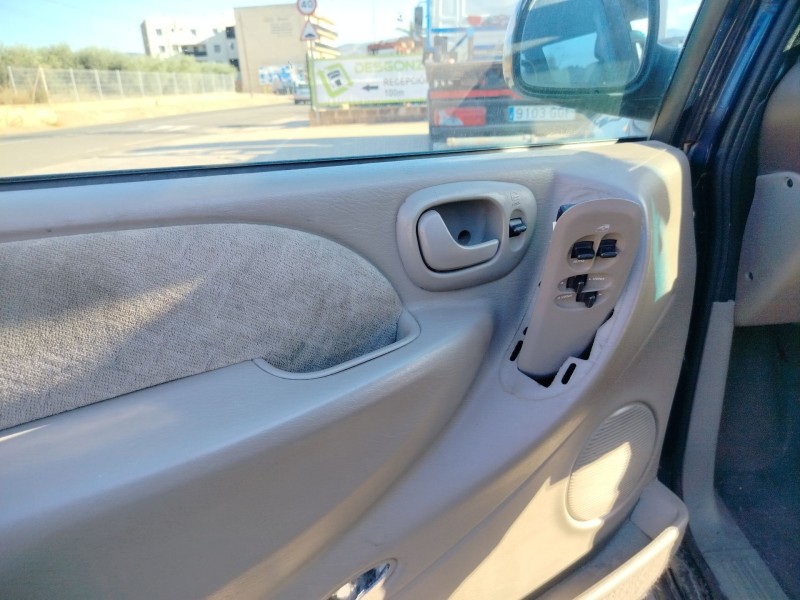chrysler voyager (rg) del año 2003