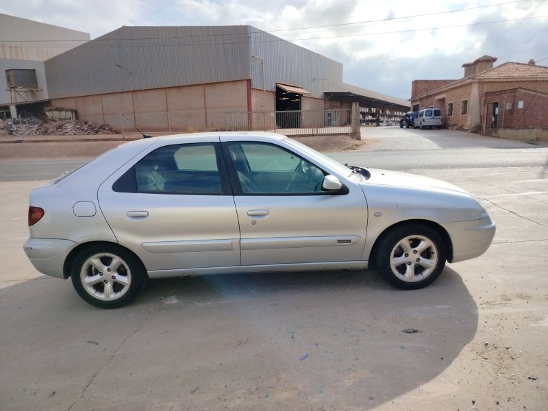 citroën xsara berlina del año 2003