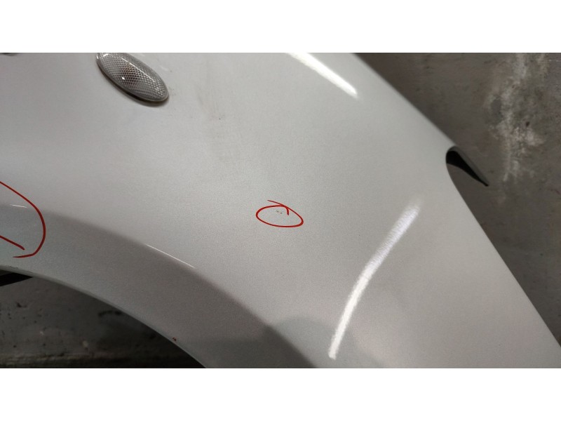 Recambio de aleta delantera derecha para toyota yaris (_p13_) 1.4 d (nlp130_) referencia OEM IAM   