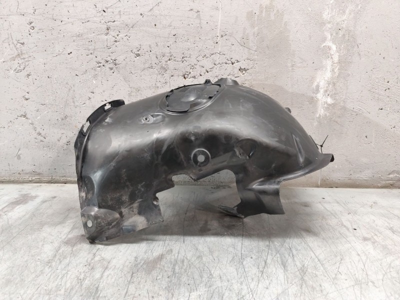 Recambio de paso de rueda delantero derecho para renault megane ii berlina 5p authentique referencia OEM IAM 8200073427  