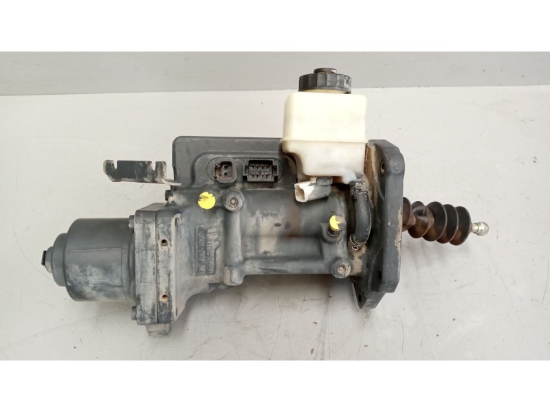 Recambio de servo embrague para man tgx 18.xxx referencia OEM IAM 81307256121  2475267