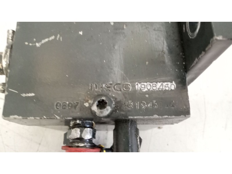 Recambio de bomba elevacion cabina para iveco stralis (ad/at) 10.3 diesel referencia OEM IAM 1908460  