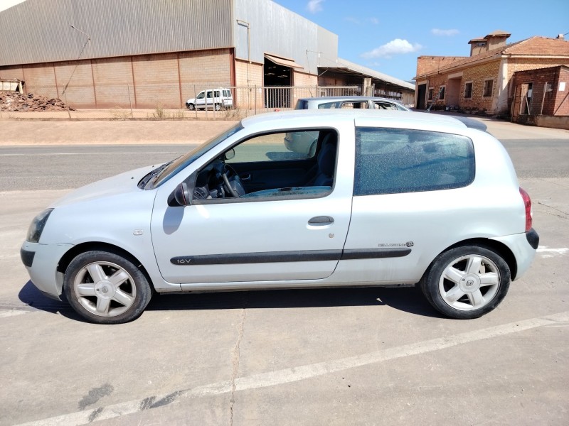 renault clio ii fase ii (b/cb0) del año 2003