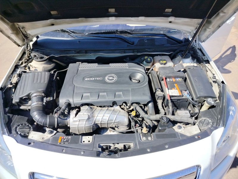 opel insignia a sedán (g09) del año 2011