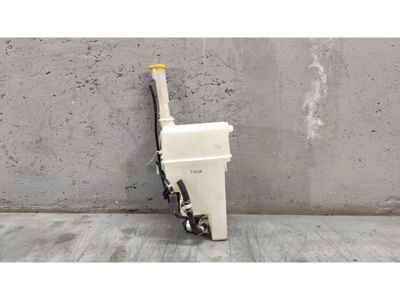 Recambio de deposito limpia para kia niro i (de) e-niro referencia OEM IAM GP9A67480  