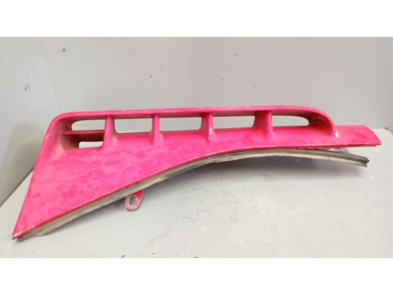 Recambio de deflector derecho para iveco stralis (as) 12.9 diesel referencia OEM IAM 504096162  