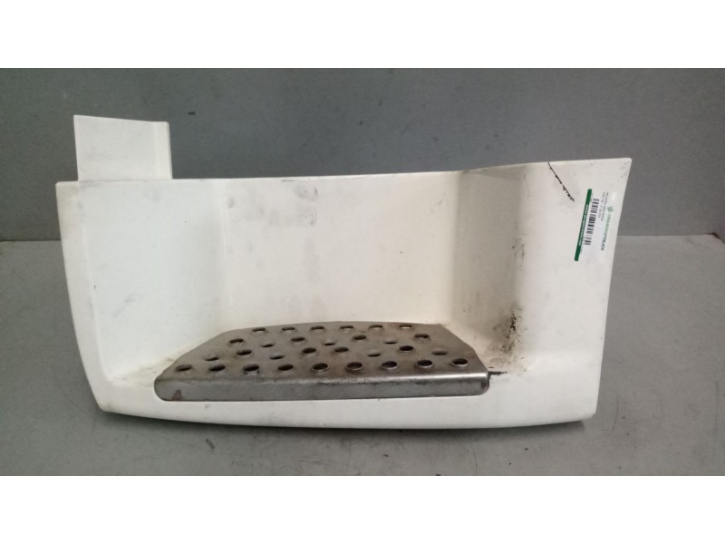 Recambio de peldaño izquierdo para man tg - a 18.xxx 12.4 diesel referencia OEM IAM 81615100861  