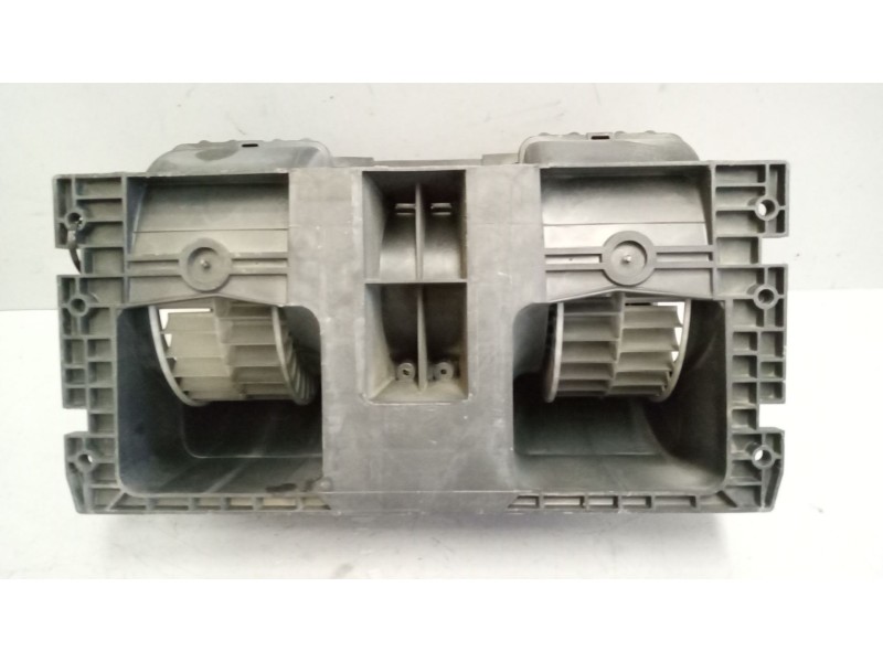 Recambio de motor calefaccion para renault magnum ab 2005 12.8 diesel referencia OEM IAM   