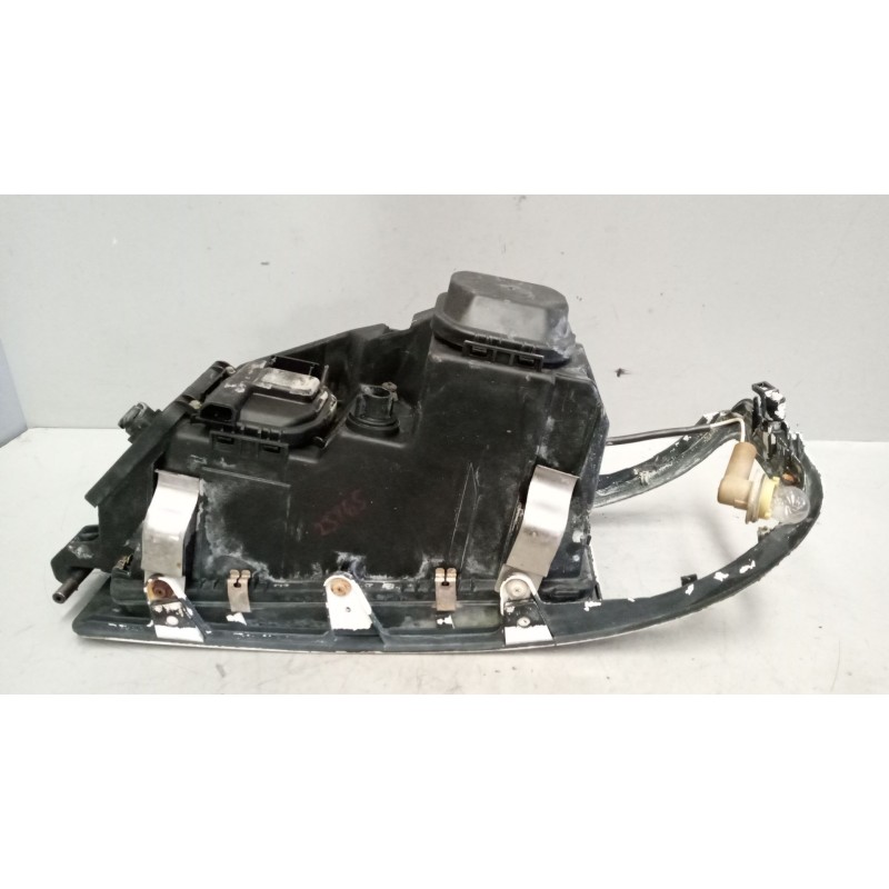 Recambio de faro derecho para man f 2000 19.xxx fsa 19.464 fls gran espacio referencia OEM IAM   