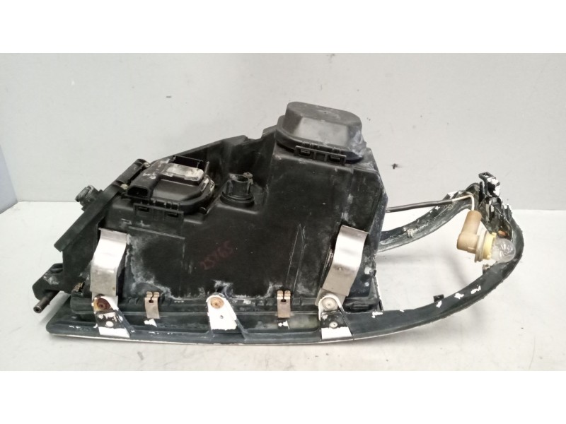 Recambio de faro derecho para man f 2000 19.xxx fsa 19.464 fls gran espacio referencia OEM IAM   