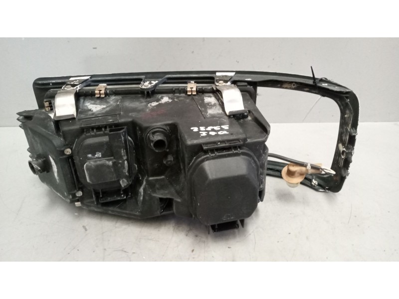 Recambio de faro izquierdo para man f 2000 19.xxx fsa 19.464 fls gran espacio referencia OEM IAM   