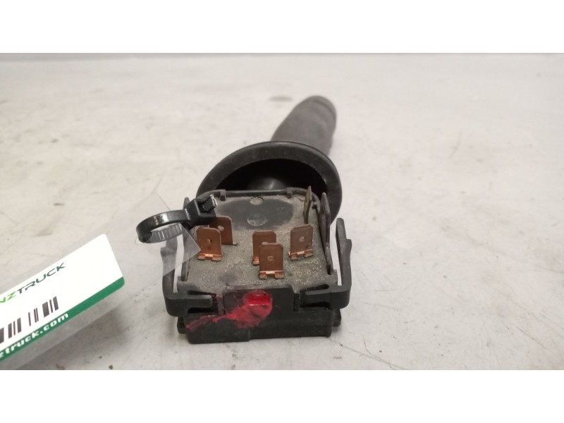 Recambio de mando limpia para nissan atleon 120 referencia OEM IAM   