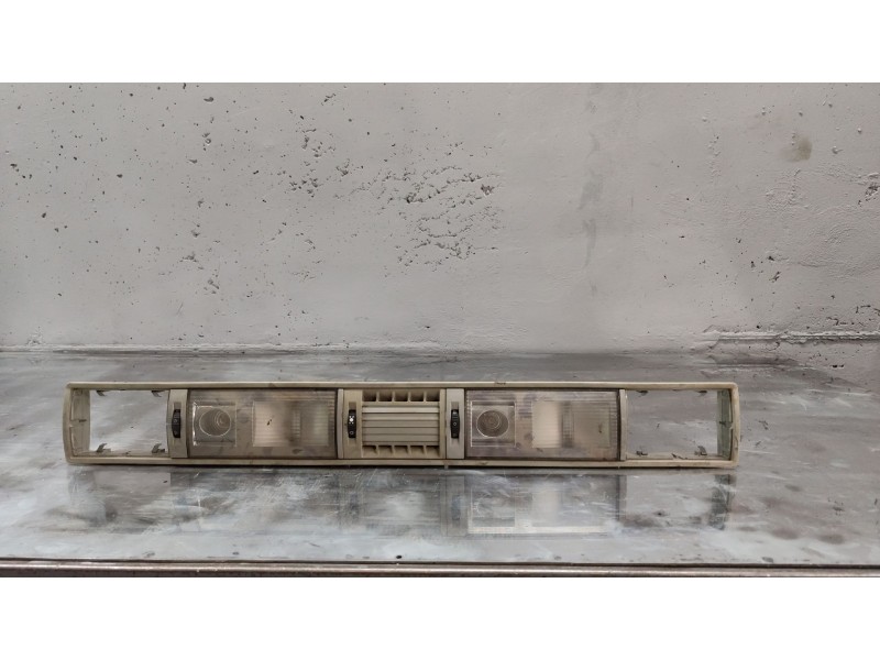 Recambio de luz interior para volkswagen t5 transporter/furgoneta combi city referencia OEM IAM  TRASERA 