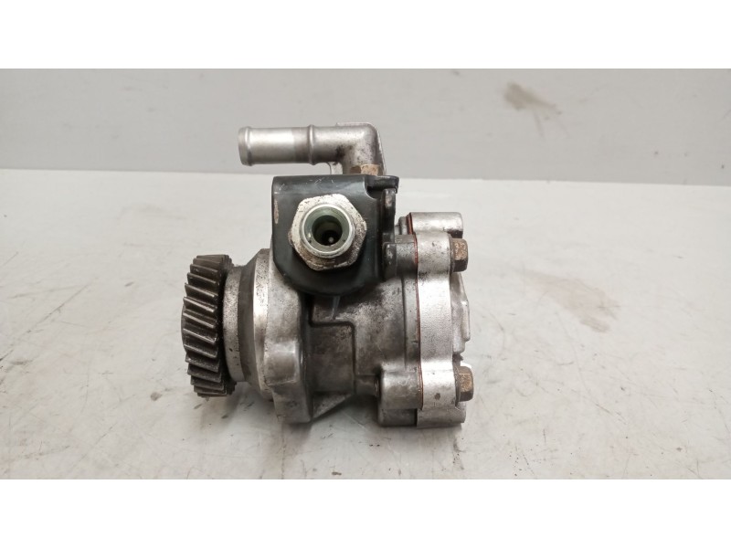 Recambio de bomba servodireccion para nissan atleon 35.15 referencia OEM IAM   