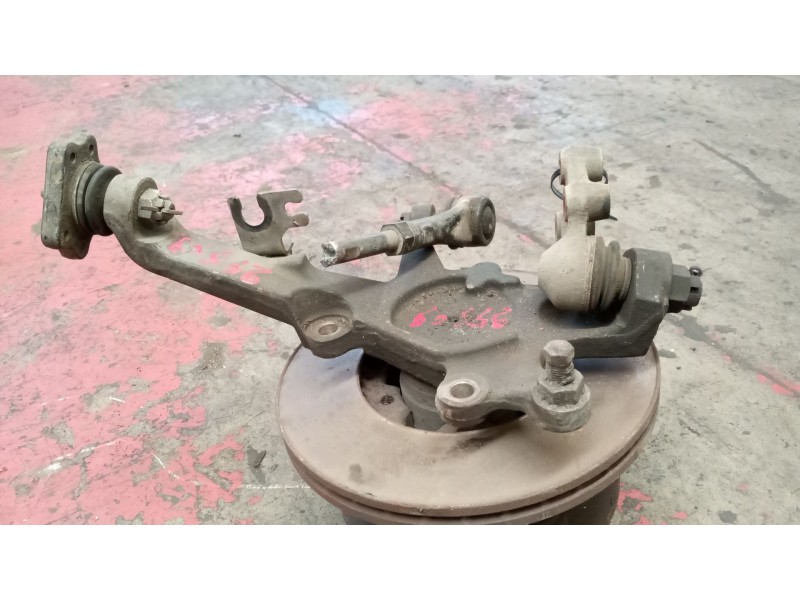 Recambio de mangueta delantera izquierda para nissan cabstar 01.04  3.0 diesel referencia OEM IAM   